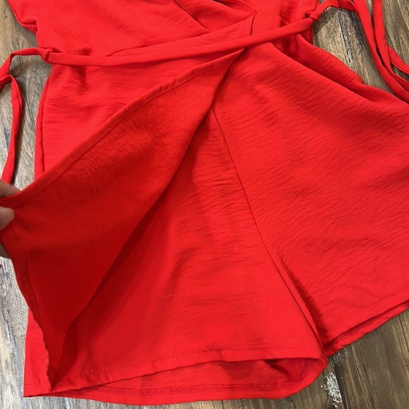 NWOT vibrant red romper - Picture 4 of 6